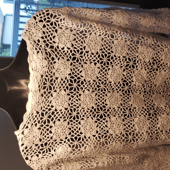 Ladies shrug - Picture 3 of 5